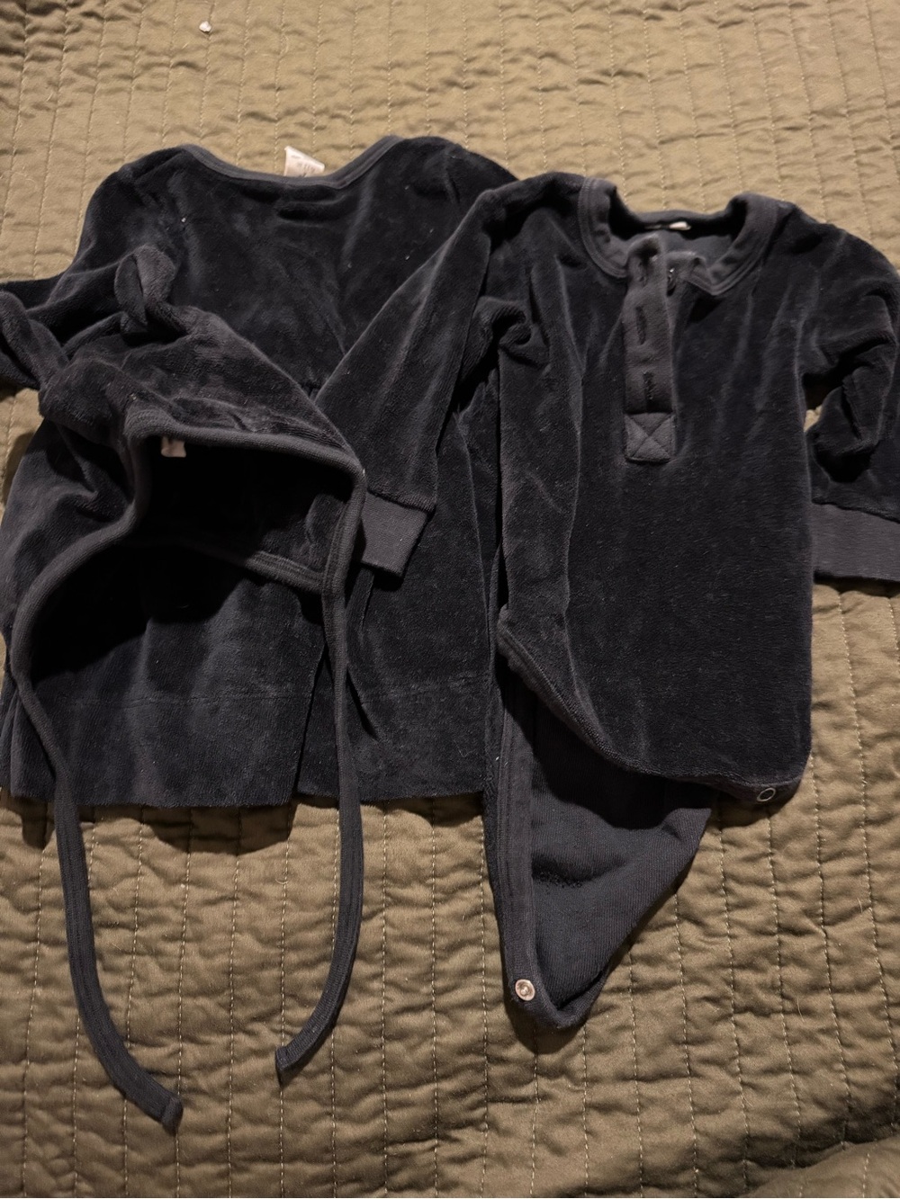 Kate Quinn black Velour Long-Sleeve Top dress and bear hat